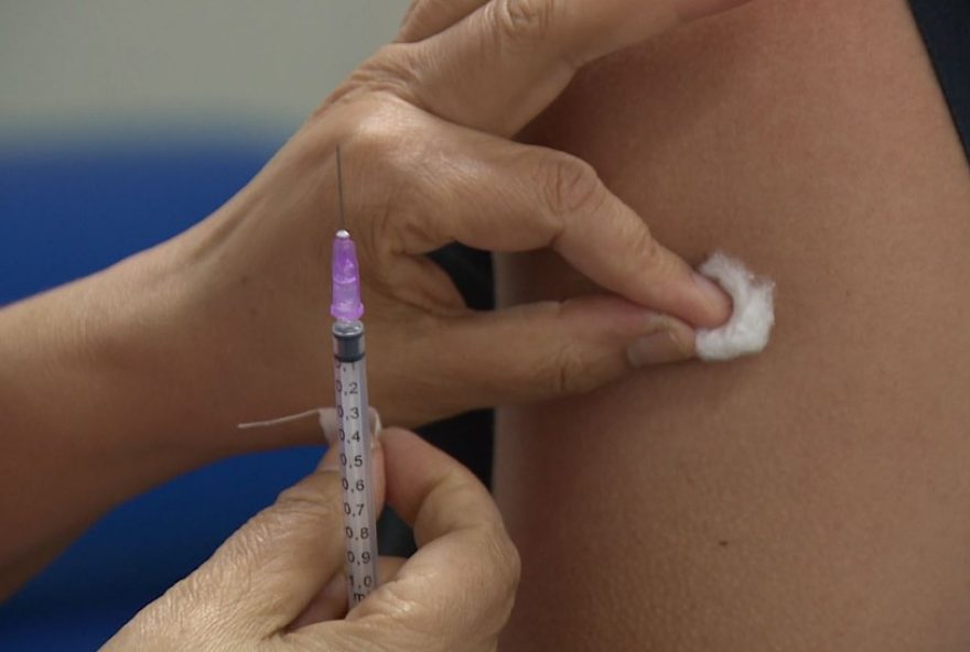ampliacao-de-horario-de-vacinacao-contra-gripe-em-jacarei3A-confira-os-locais-e-detalhes.-aumento-da-cobertura-vacinal-na-cidade