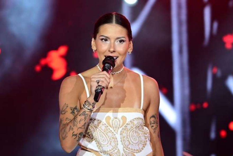 ana-castela-surpreende-fas-com-letra-de-musica-apos-termino-com-ze-felipe ana-castela-surpreende-fas-com-letra-de-musica-apos-termino-com-ze-felipe