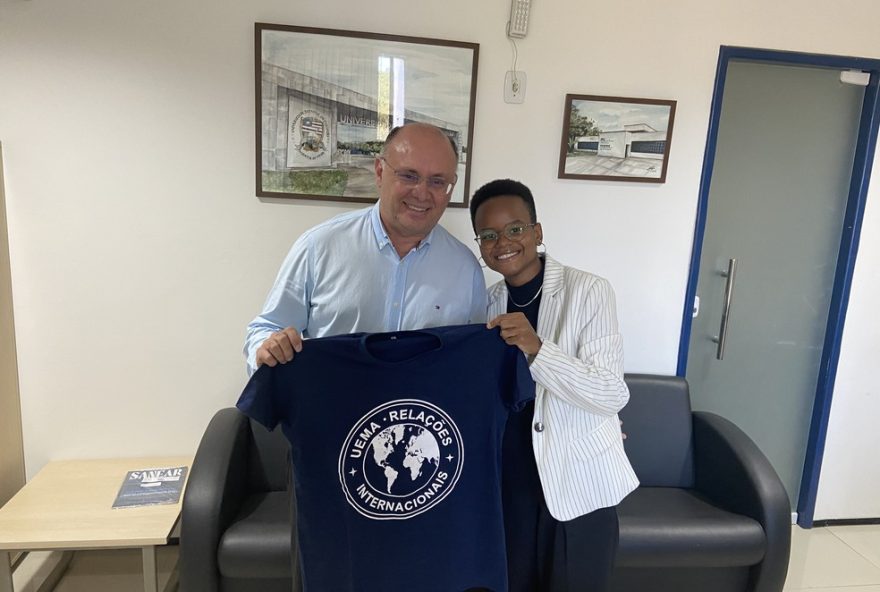 ana-luiza-luz3A-jovem-quilombola-lidera-cupula-da-amazonia-na-cop30