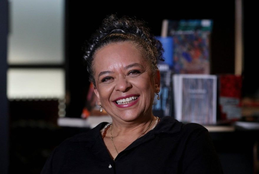 ana-maria-goncalves3A-primeira-mulher-negra-na-abl0A0Aana-maria-goncalves-toma-posse-na-academia-brasileira-de-letras ana-maria-goncalves3A-primeira-mulher-negra-na-abl0A0Aana-maria-goncalves-toma-posse-na-academia-brasileira-de-letras