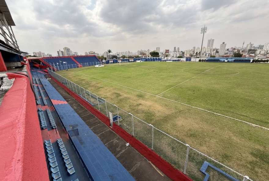 anacleto-campanella3A-da-gloria-ao-ostracismo2C-o-estadio-de-sao-caetano-em-busca-de-uma-nova-era