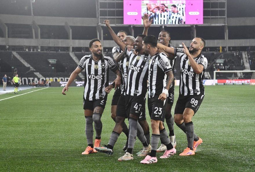 analise-da-atuacao-de-marlon-freitas-e-santi-na-vitoria-do-botafogo-sobre-o-bahia