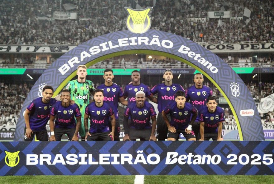 analise-da-atuacao-dos-jogadores-do-botafogo-vs-gremio3A-destaques-artur-e-cuiabano