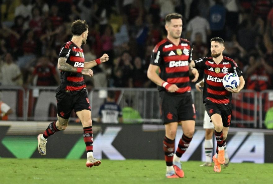 analise-da-partida3A-flamengo-perde-para-o-fluminense2C-mas-mantem-lideranca-no-brasileirao