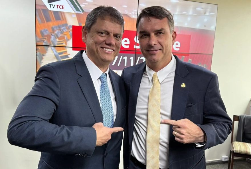 analise-da-pesquisa-quaest3A-lula-na-frente2C-trunfos-e-desafios-para-flavio-e-tarcisio-nas-eleicoes-2026 analise-da-pesquisa-quaest3A-lula-na-frente2C-trunfos-e-desafios-para-flavio-e-tarcisio-nas-eleicoes-2026