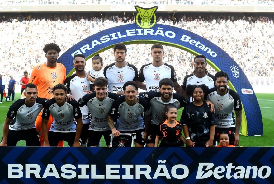 analise-das-atuacoes-de-raniele-e-vitinho-no-empate-do-corinthians3A-destaque-e-desempenho-dos-jogadores-na-36a-rodada-do-brasileirao