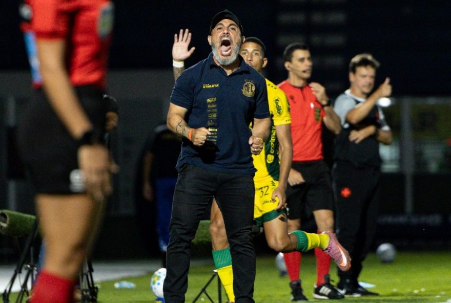 analise-das-atuacoes-do-mirassol-contra-o-vasco3A-destaque-para-estrategia-e-tecnico-guanaes analise-das-atuacoes-do-mirassol-contra-o-vasco3A-destaque-para-estrategia-e-tecnico-guanaes