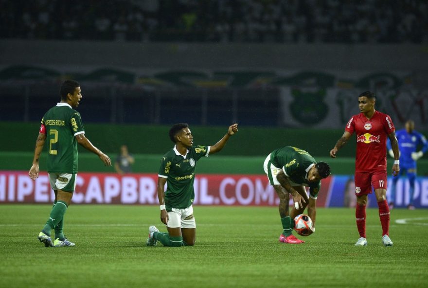 analise3A-desempenho-do-palmeiras-em-destaque-no-empate-com-o-bragantino3A-weverton-se-destaca-como-melhor-jogador-da-partida.-confira