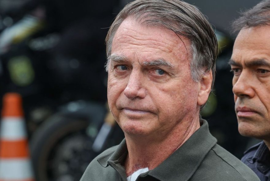 analise3A-familia-e-defesa-de-bolsonaro-repensam-ida-para-a-papudinha analise3A-familia-e-defesa-de-bolsonaro-repensam-ida-para-a-papudinha