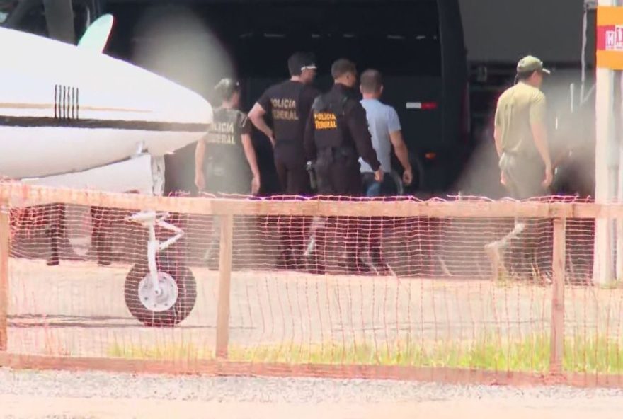 analise3A-fuga-de-silvinei-constrange-direita-e-desgasta-bolsonarismo analise3A-fuga-de-silvinei-constrange-direita-e-desgasta-bolsonarismo