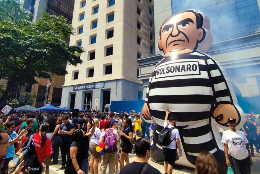 analise3A-manifestacoes-virtuais-em-defesa-de-bolsonaro-foram-pequenas-e-nao-se-concretizaram-nas-ruas analise3A-manifestacoes-virtuais-em-defesa-de-bolsonaro-foram-pequenas-e-nao-se-concretizaram-nas-ruas