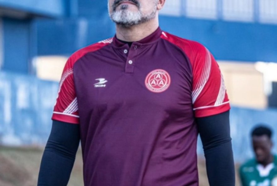 anapolina-anuncia-saida-de-tecnico-e-busca-renovacao-para-quartas-de-final-do-campeonato-goiano