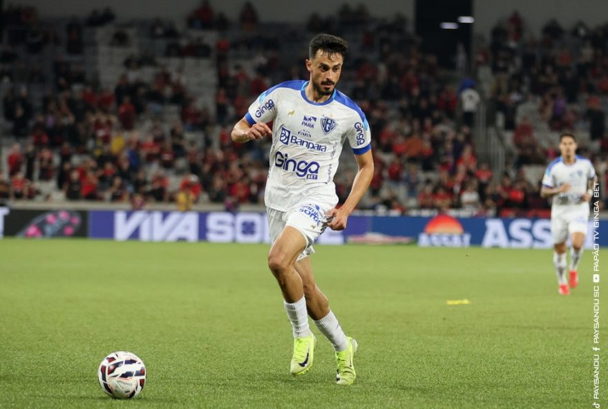 anderson-leite-mira-22lei-do-ex22-contra-chapecoense-na-serie-b3A-paysandu-busca-recuperacao