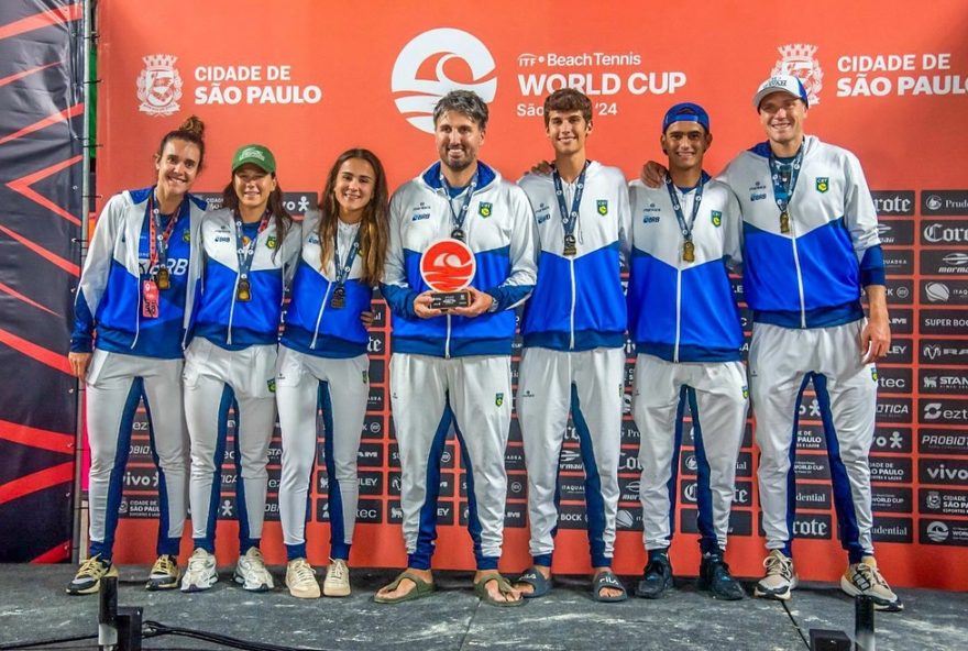 andre-baran-encerra-2024-com-bronze-na-copa-do-mundo-de-beach-tennis3A-ano-marcante-para-o-atleta-catarinense