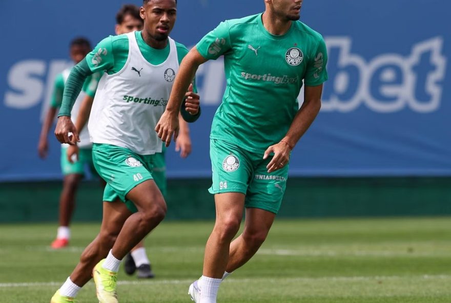andreas-pereira-treina-com-elenco-do-palmeiras-e-esta-pronto-para-estrear
