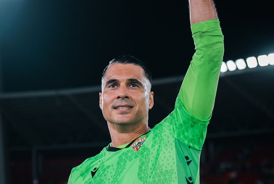 andres-fernandez3A-goleiro-empreendedor-investe-em-inteligencia-artificial-para-o-futuro-pos-futebol