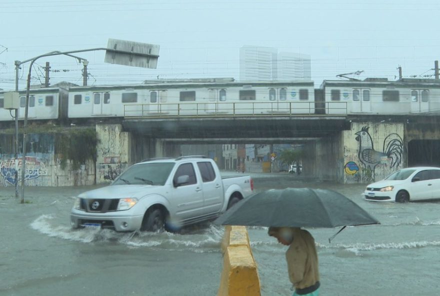 apac-alerta-para-o-retorno-das-fortes-chuvas-no-grande-recife-e-zona-da-mata3B-governo-e-prefeituras-se-preparam-para-prevenir-desastres