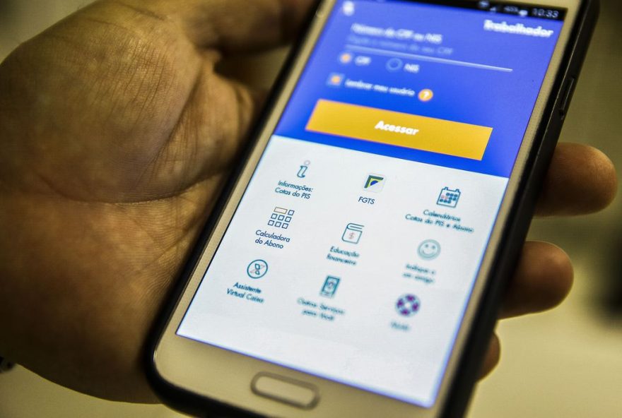 Consulta ao saque FGTS e App (Foto: Marcelo Camargo / Agência Brasil)