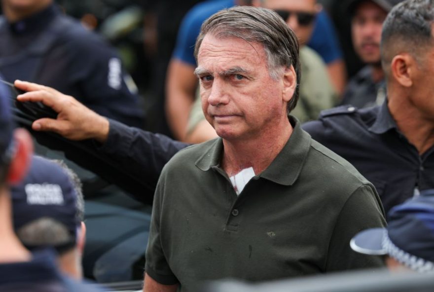 apoiadores-de-bolsonaro3A-contradicao-na-defesa-de-direitos