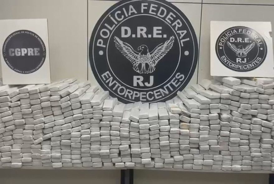 apreensao-de-1-tonelada-de-maconha-em-caminhao-na-dutra3A-pf-e-prf-em-acao-conjunta-no-rio-de-janeiro