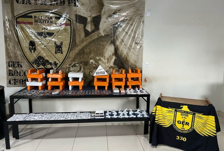 apreensao-de-drogas-em-montes-claros-durante-investigacao-de-homicidio3A-60-kg-de-entorpecentes-encontrados-no-bairro-maracana