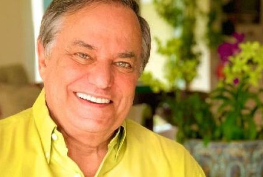 apresentador-rescinde-contrato-com-a-redetv-apos-demissao-da-equipe apresentador-rescinde-contrato-com-a-redetv-apos-demissao-da-equipe