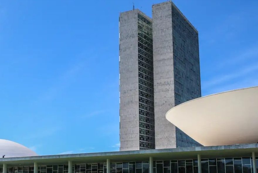 aprovacao-de-aumento-salarial-para-servidores-do-senado-e-da-camara-pelo-congresso-nacional aprovacao-de-aumento-salarial-para-servidores-do-senado-e-da-camara-pelo-congresso-nacional