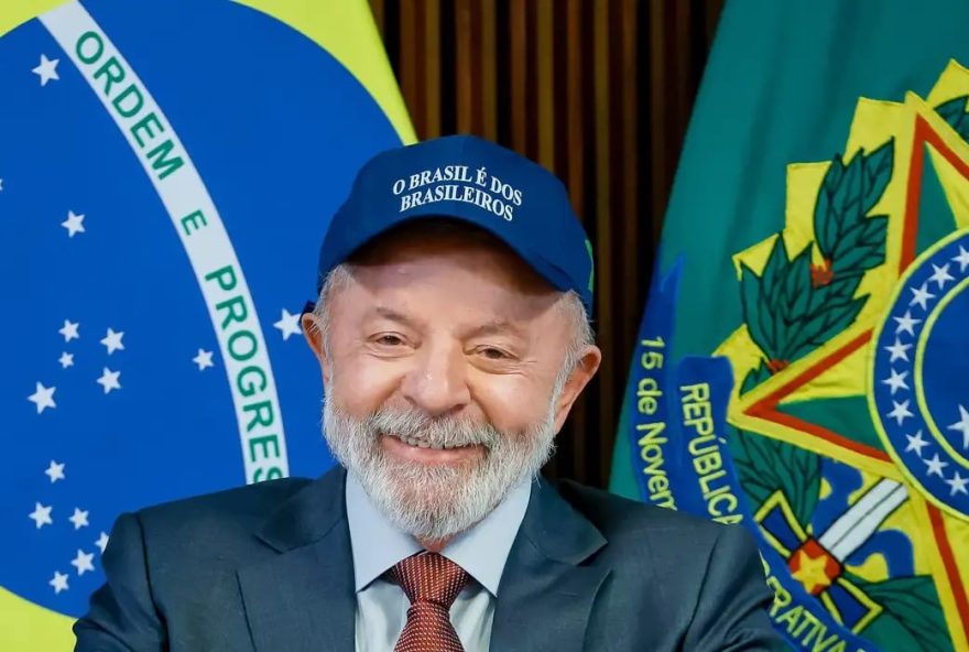 aprovacao-de-lula-sobe-sete-pontos-e-chega-a-50253B-desaprovacao-da-camara-vai-a-7025