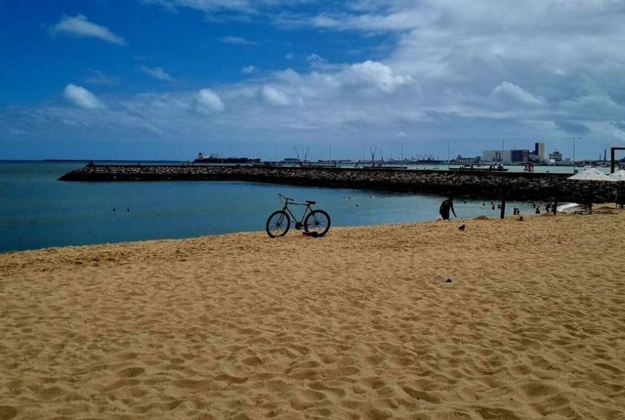 aproveite-praia-do-futuro-e-outros-20-trechos-proprios-para-banho-em-fortaleza-neste-fim-de-semana.-confira-o-boletim-de-balneabilidade-da-semace