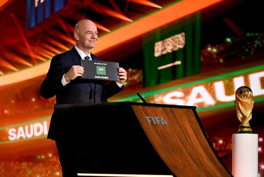 arabia-saudita-promete-investimento-de-r24-52C4-bilhoes-e-sera-sede-da-copa-do-mundo-2034