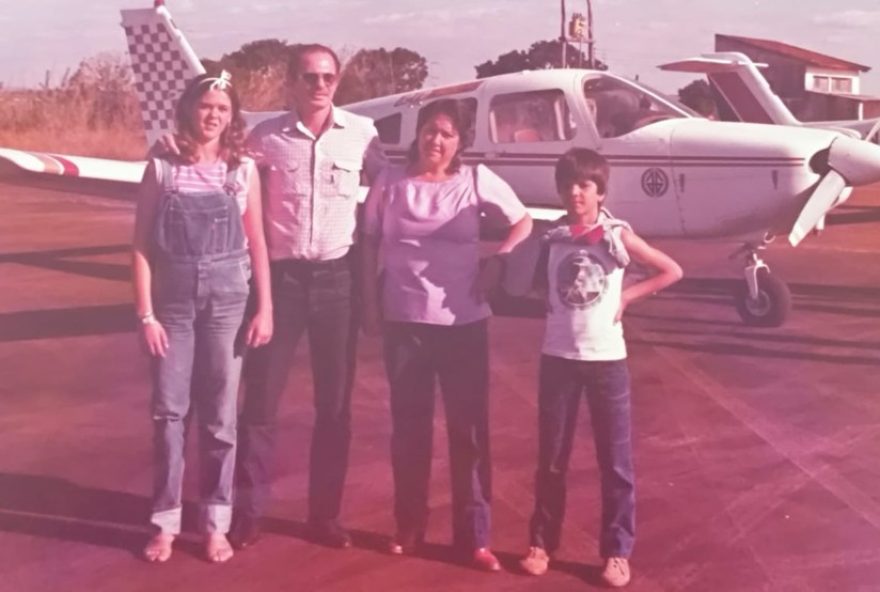 araxa3A-cidade-mineira-mobilizada-para-salvar-aviao-em-pouso-as-cegas