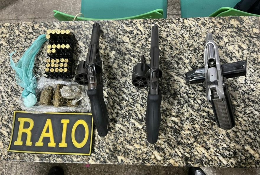 armas-falham-em-tentativa-de-assassinato3B-trio-e-preso-em-municipio-vizinho.-jovem-sobrevive-a-ataque-cruel2C-policia-age-rapido armas-falham-em-tentativa-de-assassinato3B-trio-e-preso-em-municipio-vizinho.-jovem-sobrevive-a-ataque-cruel2C-policia-age-rapido