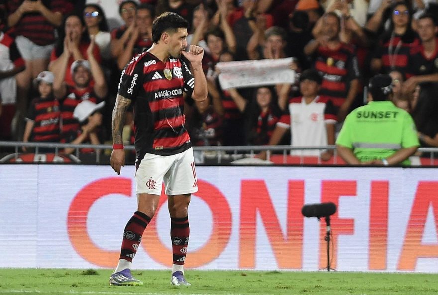 arrascaeta3A-camisa-10-do-flamengo-de-volta-ao-protagonismo-em-gols-veja-todos-os-destaques-do-uruguaio-em-2025