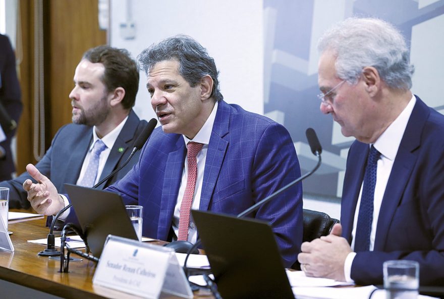 arrecadacao-federal-atinge-recorde-de-r24-2162C7-bilhoes-em-setembro