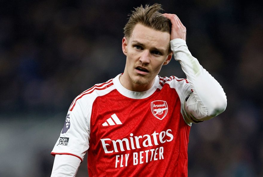 arsenal3A-lider-no-natal2C-mas-sem-titulo-da-premier-league-em-quase-80-anos arsenal3A-lider-no-natal2C-mas-sem-titulo-da-premier-league-em-quase-80-anos