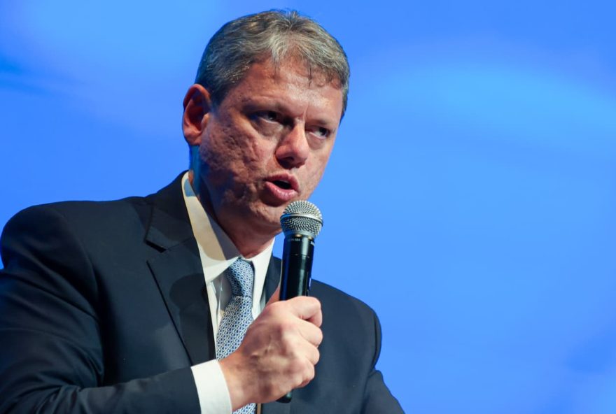 articulacao-de-tarcisio-pela-anistia3A-estrategia-para-evitar-comparacoes-com-dilma-de-bolsonaro2C-diz-aliado