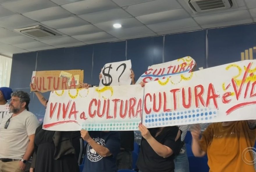 artistas-de-sorocaba-protestam-contra-cortes-no-orcamento-da-cultura-e-exigem-transparencia-e-apoio-da-prefeitura