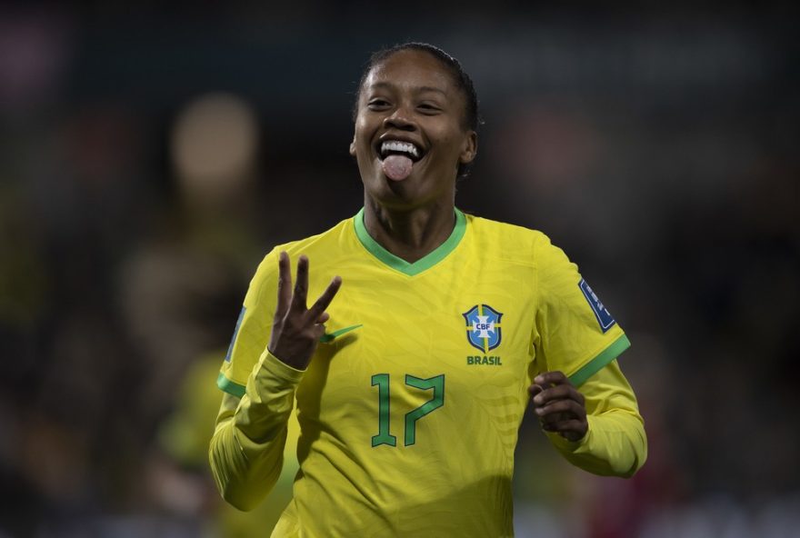 ary-borges2C-de-gandula-a-artilheira3A-o-sonho-olimpico-com-arthur-elias-na-selecao-feminina