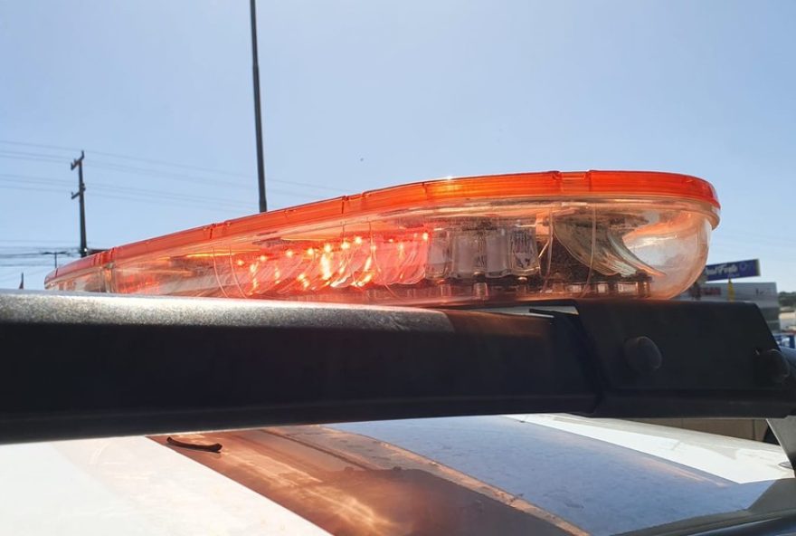 assaltantes-armados-fazem-refens-e-roubam-carga-de-cacau-de-r24150-mil-no-para3A-policia-investiga-o-crime-e-busca-responsaveis