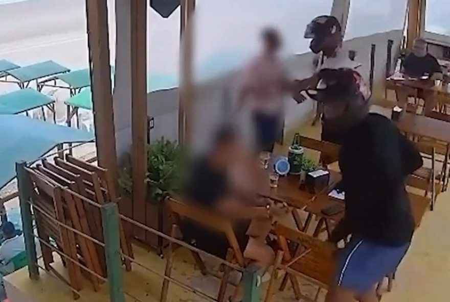 assaltantes-armados-roubam-clientes-em-bar-na-litoranea2C-sao-luis3A-ssp-ma-investiga-caso-e-populacao-cobra-mais-seguranca assaltantes-armados-roubam-clientes-em-bar-na-litoranea2C-sao-luis3A-ssp-ma-investiga-caso-e-populacao-cobra-mais-seguranca