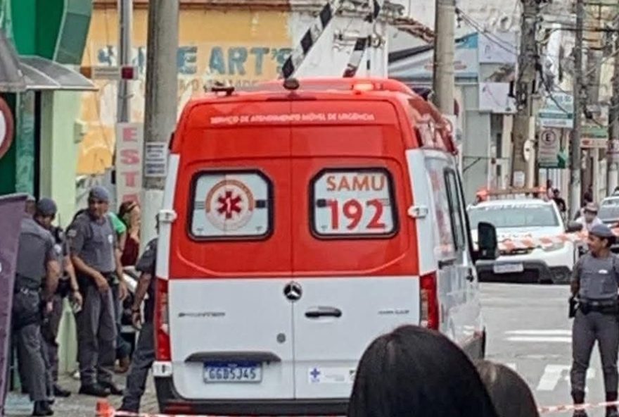 assalto-a-joalheria-deixa-mulher-ferida-em-guaratingueta3A-populacao-clama-por-seguranca-e-justica assalto-a-joalheria-deixa-mulher-ferida-em-guaratingueta3A-populacao-clama-por-seguranca-e-justica