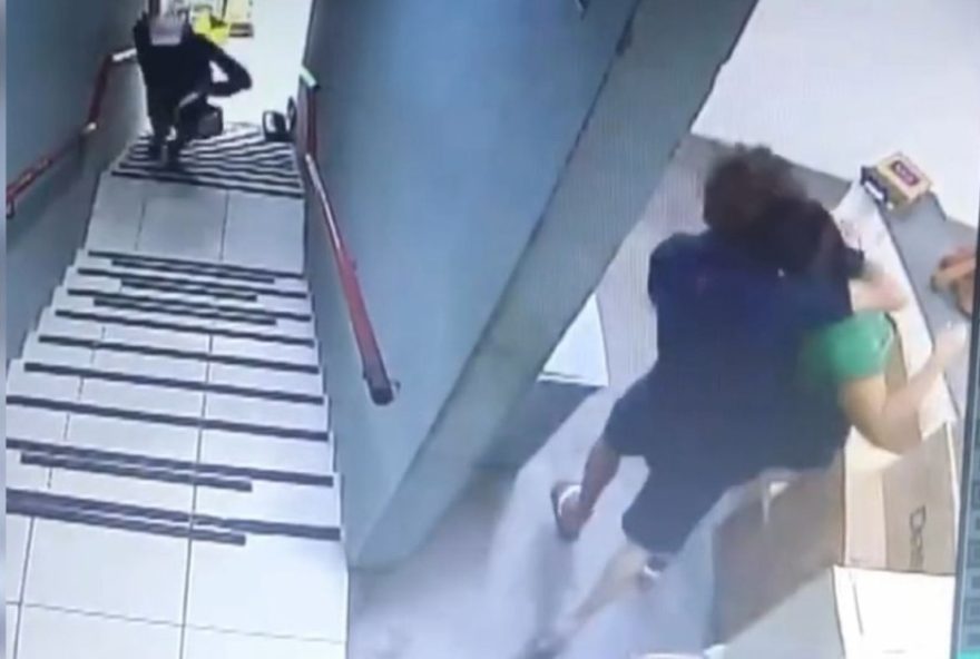 assalto-em-caucaia3A-criminosos-usam-funcionaria-como-escudo-video-e-prisao-de-suspeito