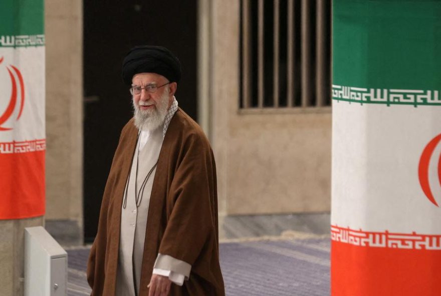assassinato-de-khamenei-pode-desencadear-guerra-global2C-alerta-jeffrey-sachs assassinato-de-khamenei-pode-desencadear-guerra-global2C-alerta-jeffrey-sachs