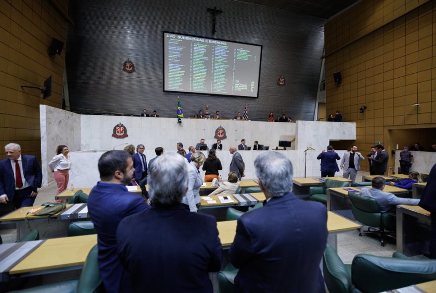 assembleia-de-sp-aprova-ldo-2026-com-receita-de-r24-3882C4-bi3A-detalhes-e-impactos-economicos