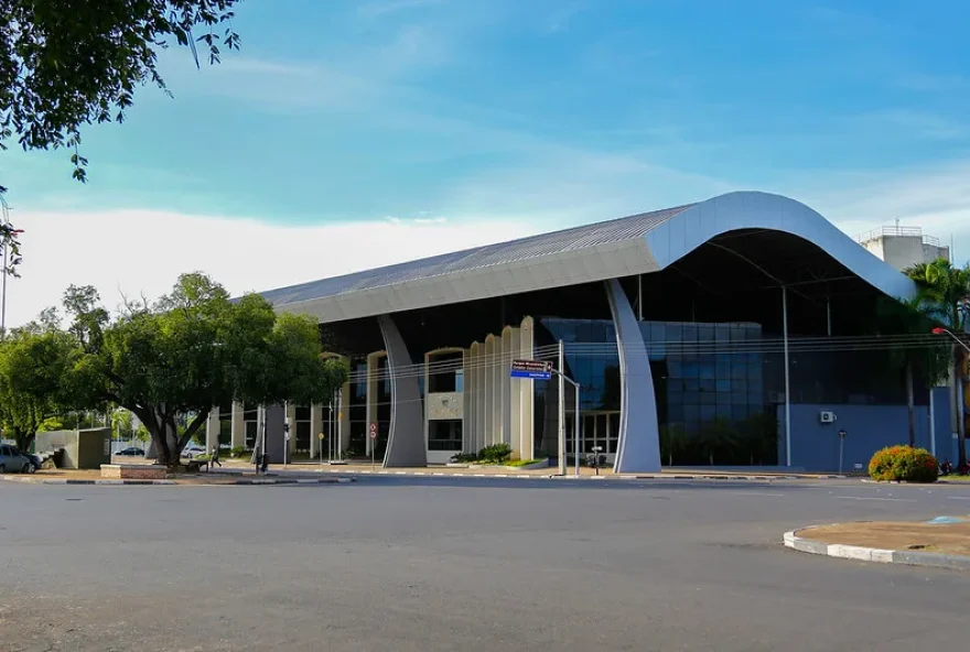 assembleia-legislativa-de-roraima-autoriza-concurso-publico-com-225-vagas-e-salarios-de-ate-r24-40-mil