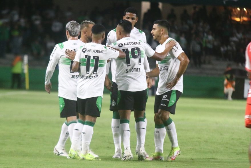 assista-aos-gols-de-coritiba-4x0-rio-branco-pr3A-paranaense-2025