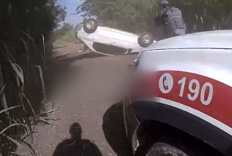 assista3A-pm-resgata-crianca-sequestrada-em-sumare-apos-carro-capotar assista3A-pm-resgata-crianca-sequestrada-em-sumare-apos-carro-capotar