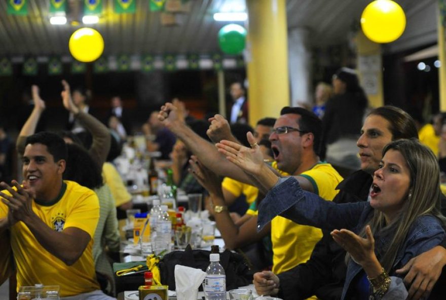 Nas repartições públicas, a tendência é que os servidores trabalhem somente no turno matutino nos dias de jogo marcados na fase de grupos. (Foto: José Cruz/Agência Brasil)