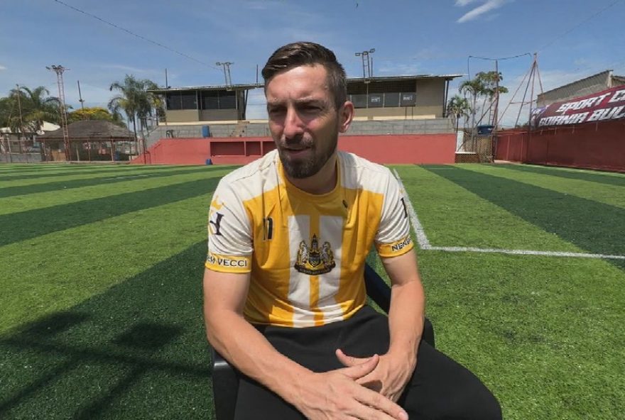 assuerio2C-ex-atacante-do-goias2C-brilha-em-campo-de-varzea-com-gol-memoravel3A-confira-seu-talento-apos-encerrar-carreira-profissional assuerio2C-ex-atacante-do-goias2C-brilha-em-campo-de-varzea-com-gol-memoravel3A-confira-seu-talento-apos-encerrar-carreira-profissional