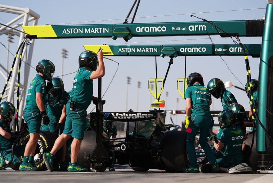 aston-martin-planeja-abandonar-gp-da-australia-cedo-devido-a-problemas-com-a-honda2C-revela-site